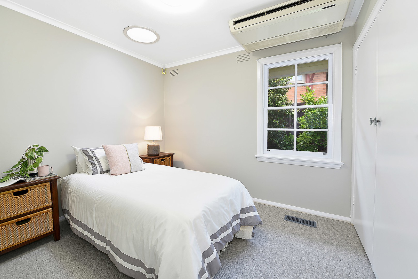 37 Monomeith CrescentMount Waverley, VIC 3149, Mount Waverley - Thumbnail 4