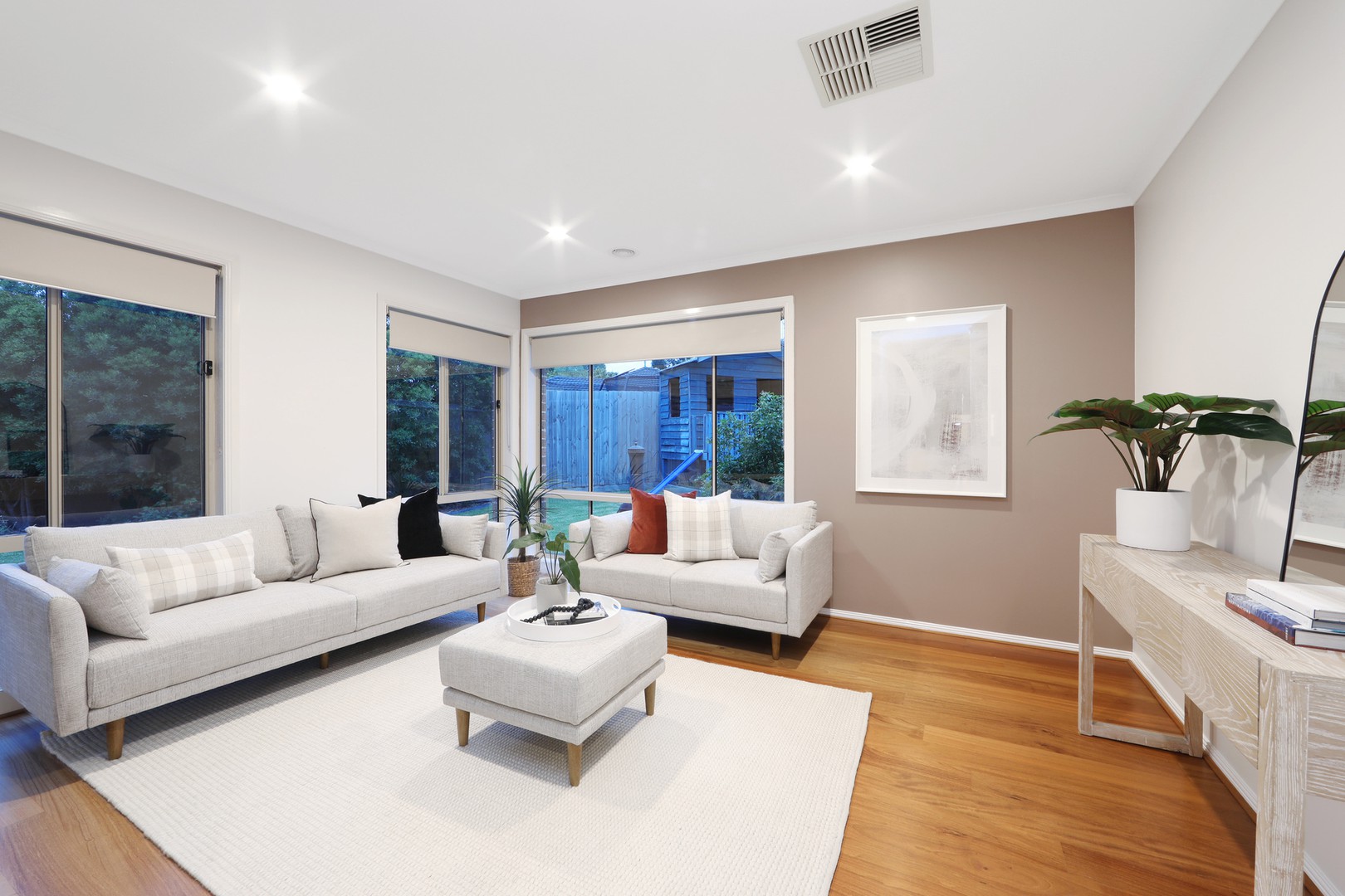 4 Horatio CloseRowville, VIC 3178, Rowville - Thumbnail 4