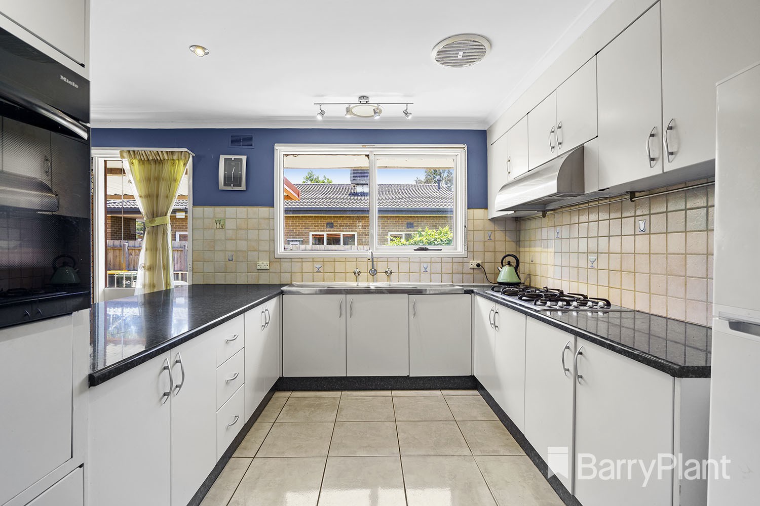 60 King Arthur DriveGlen Waverley, VIC 3150, Glen Waverley - Thumbnail 6