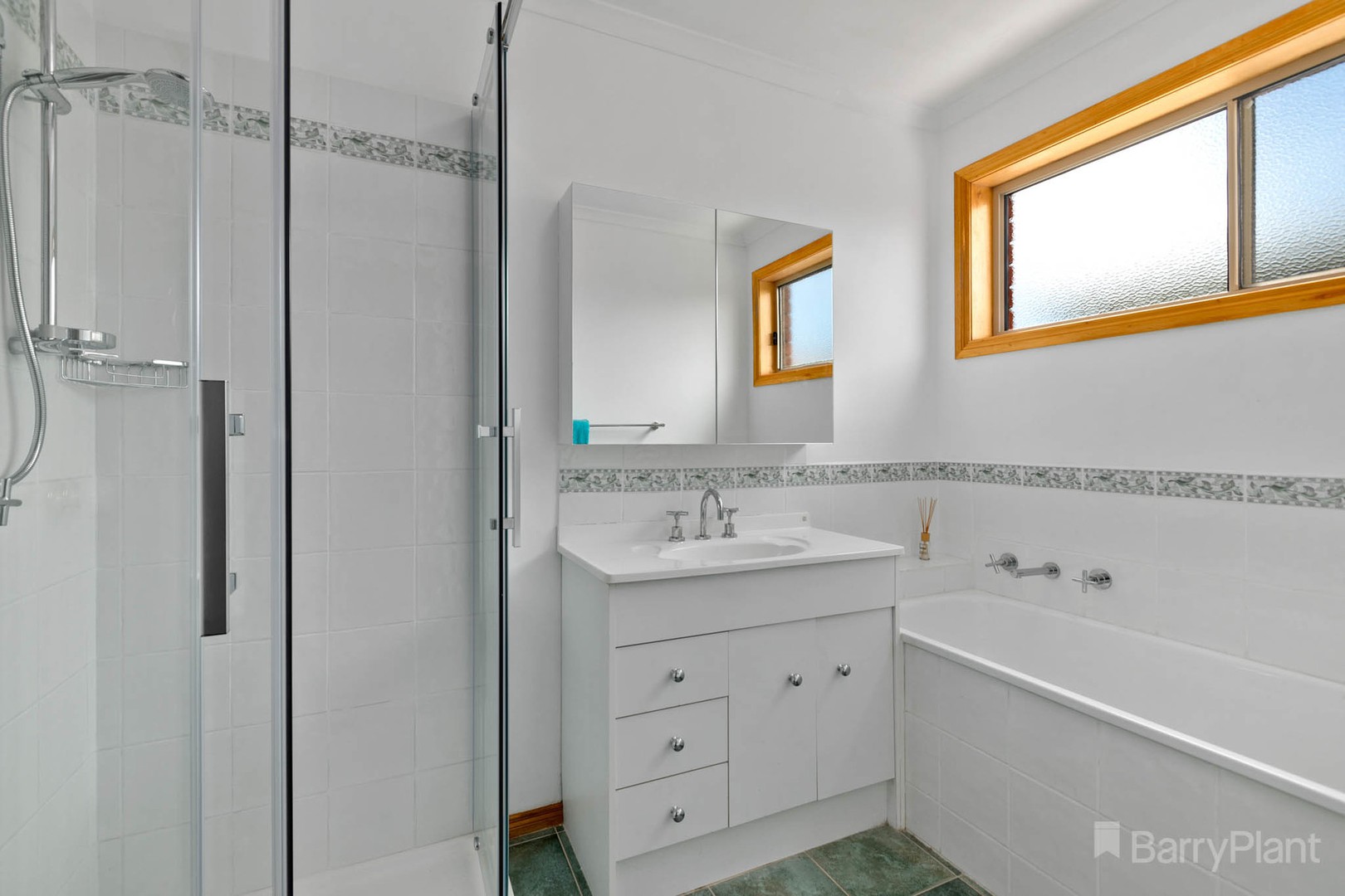 2 Capri CourtPakenham, VIC 3810, Pakenham - Thumbnail 8