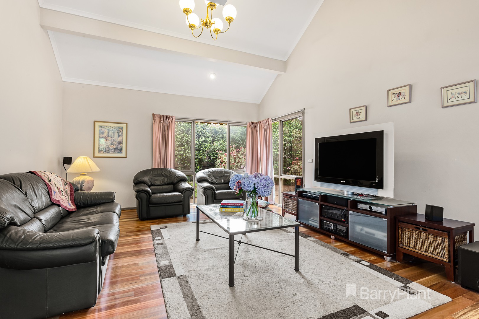 15 Strasbourg Road, Rosanna, Rosanna - Thumbnail 4