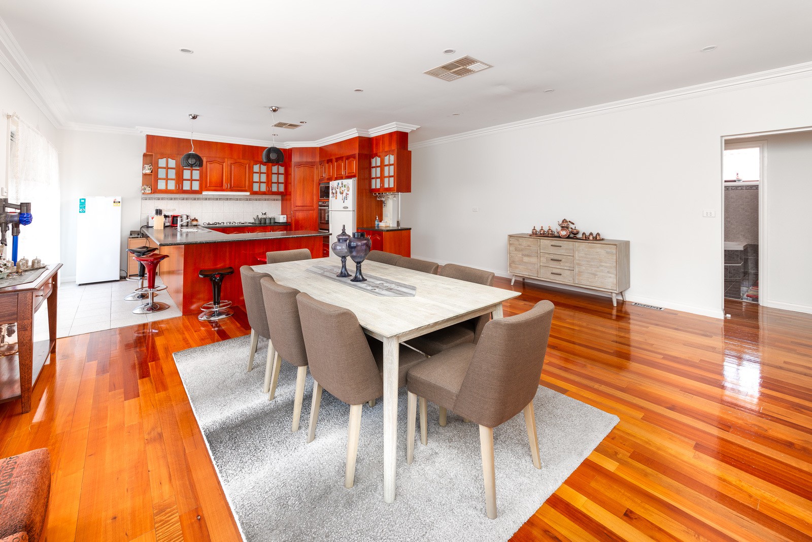5 Honeysuckle CourtMeadow Heights, VIC 3048, Meadow Heights - Thumbnail 4