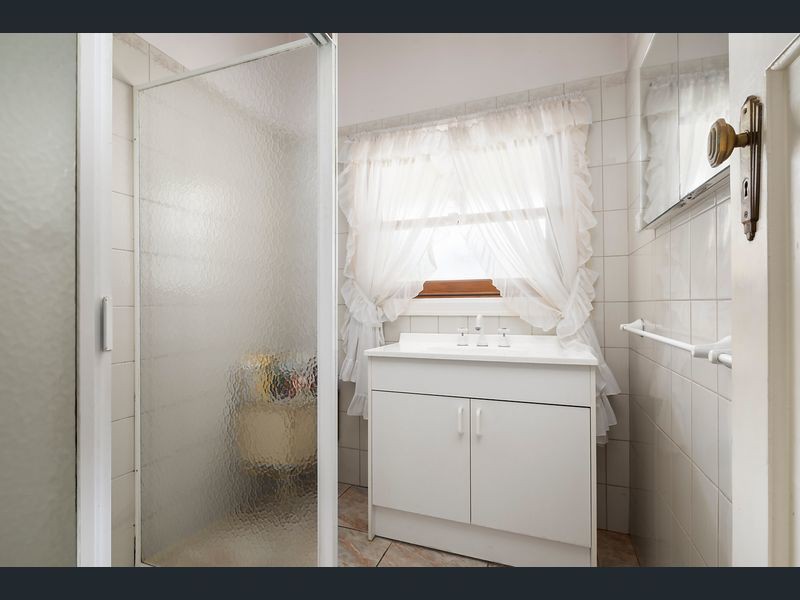 132 Rennie Street, Coburg, VIC 3058 - Thumbnail 2 - 22/12/2020