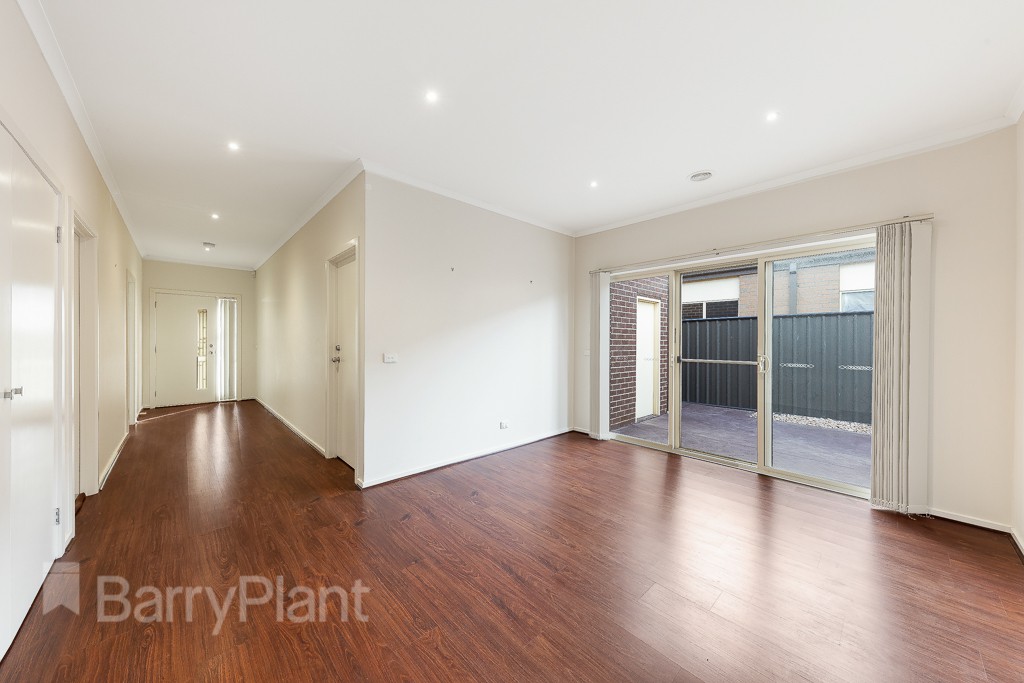 31 Grosvenor Crescent, Derrimut, VIC 3026 - Thumbnail 1 - 22/12/2020