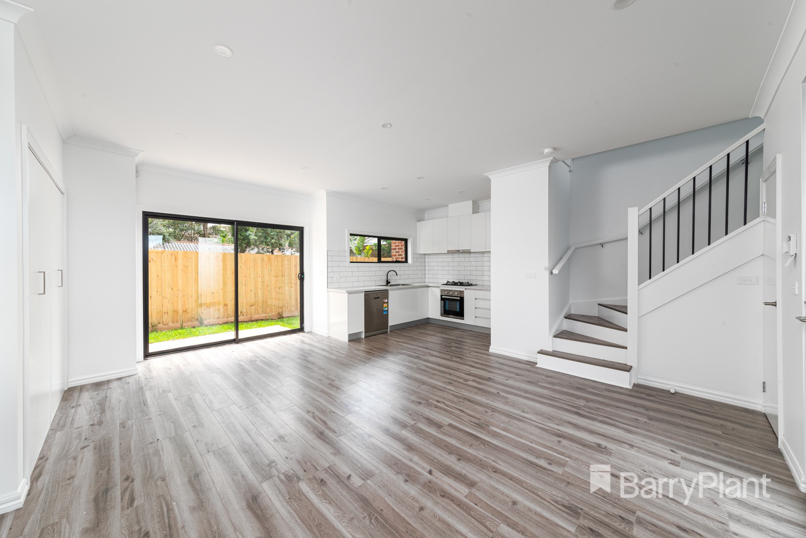 3/15 Smiley RoadBroadmeadows, VIC 3047, Broadmeadows - Thumbnail 4
