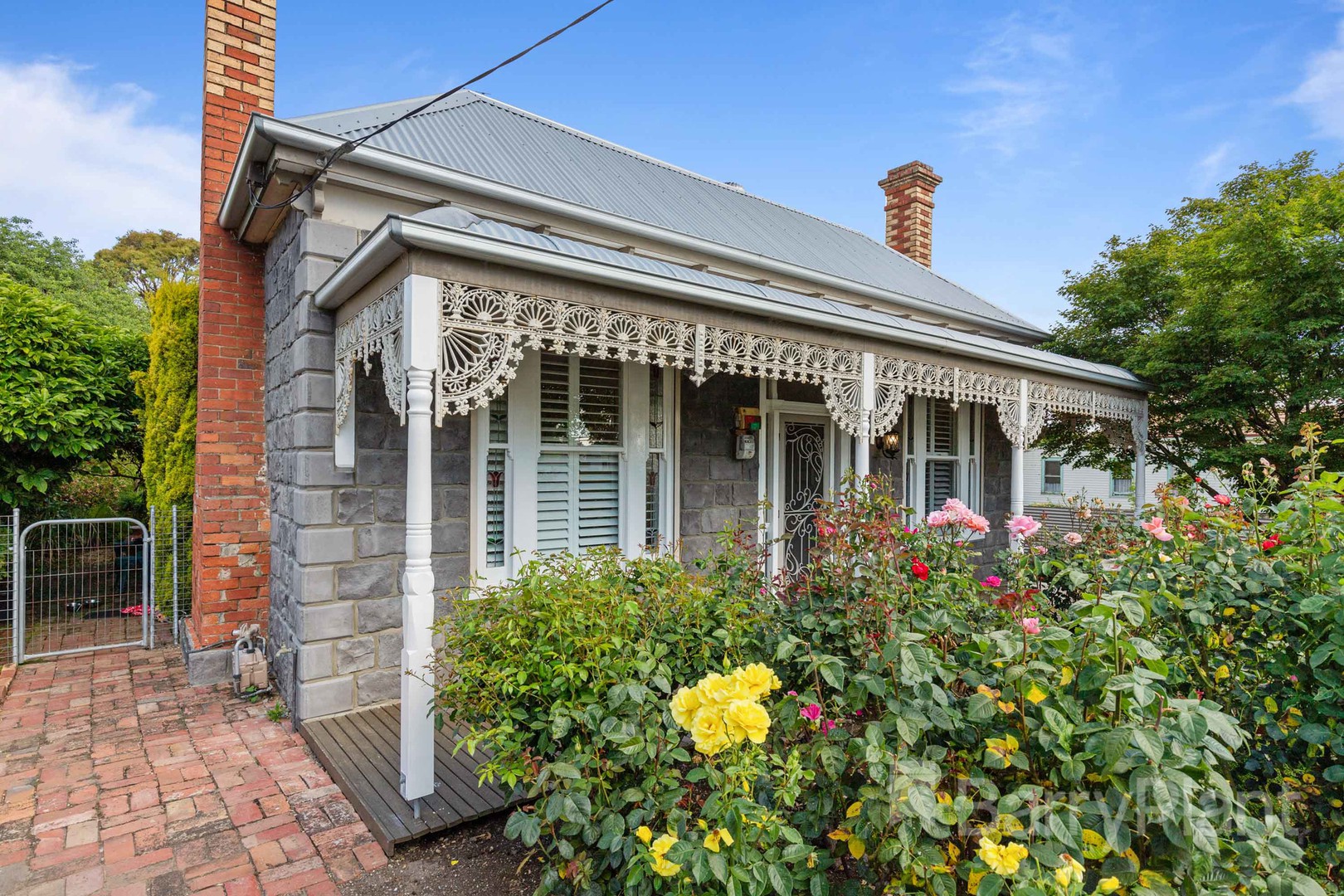 703 Skipton Street, Redan, VIC 3350 - Thumbnail 2 - 23/12/2020