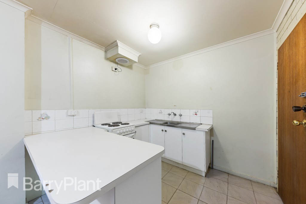 1/14 Percy Street, St Albans, VIC 3021 - Thumbnail 2 - 05/01/2021