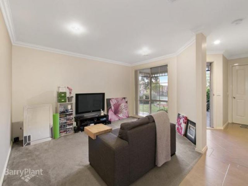 6 Buffalo Court, Berwick, VIC 3806 - Thumbnail 1 - 06/01/2021