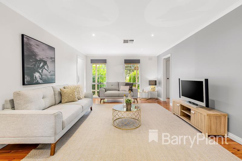 51 Cuthbert Drive, Mill Park, VIC 3082 - Thumbnail 2 - 06/01/2021