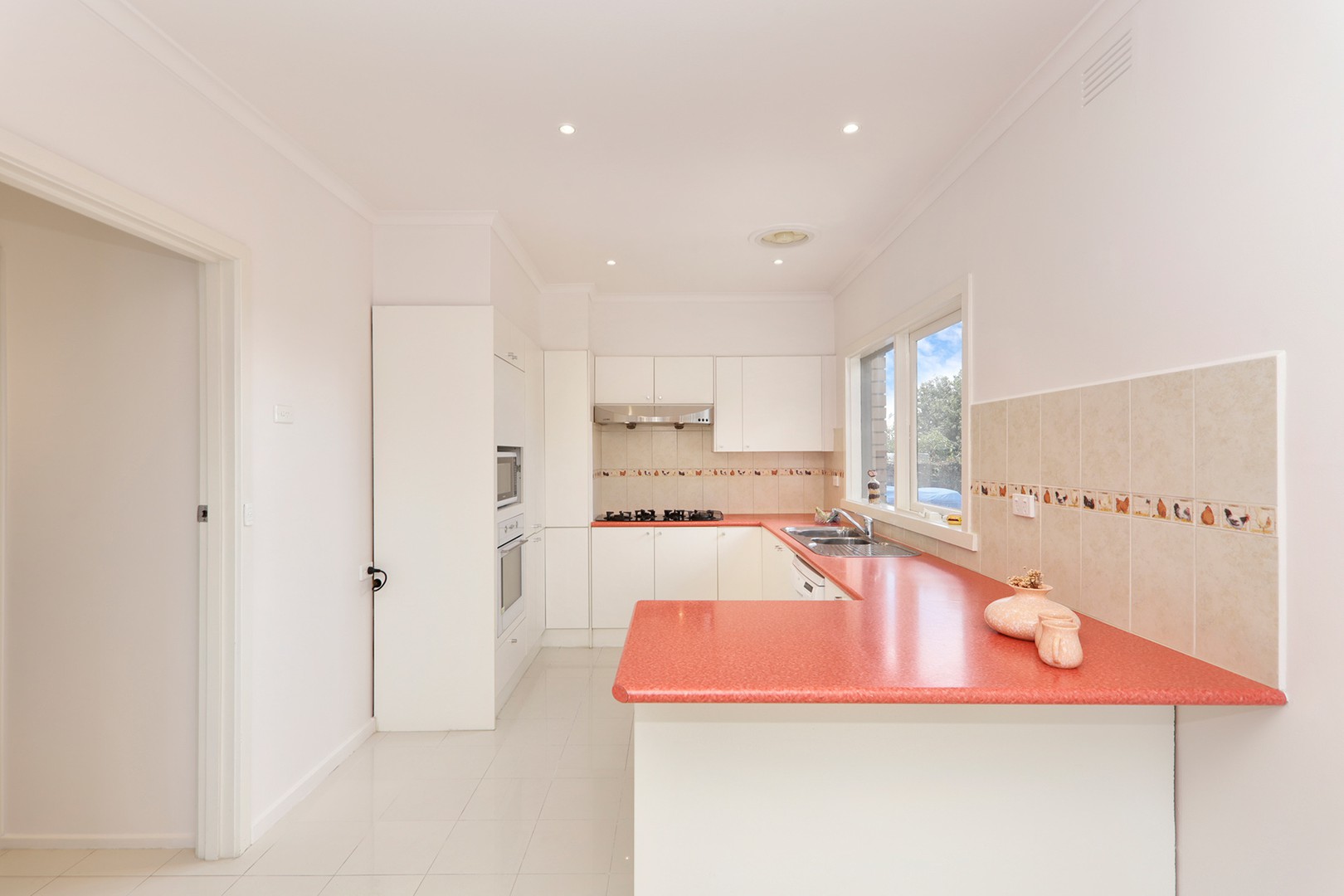 73 Strada CrescentWheelers Hill, VIC 3150, Wheelers Hill - Thumbnail 3