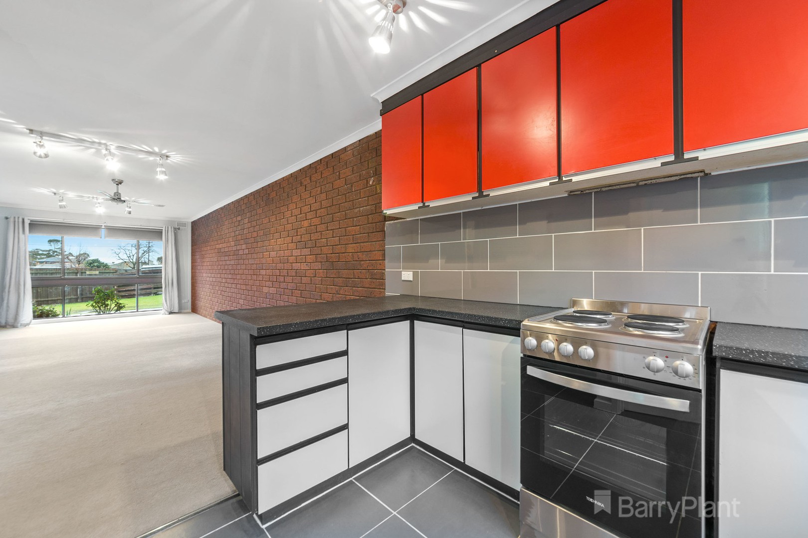 5/7-9 Snodgrass StreetPakenham, VIC 3810, Pakenham - Thumbnail 3