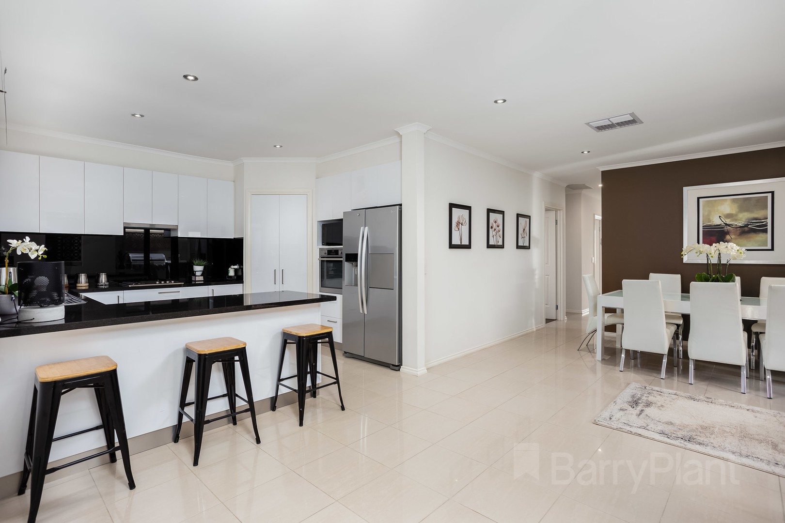 97 Middle Park DriveSanctuary Lakes, VIC 3030, Sanctuary Lakes - Thumbnail 6