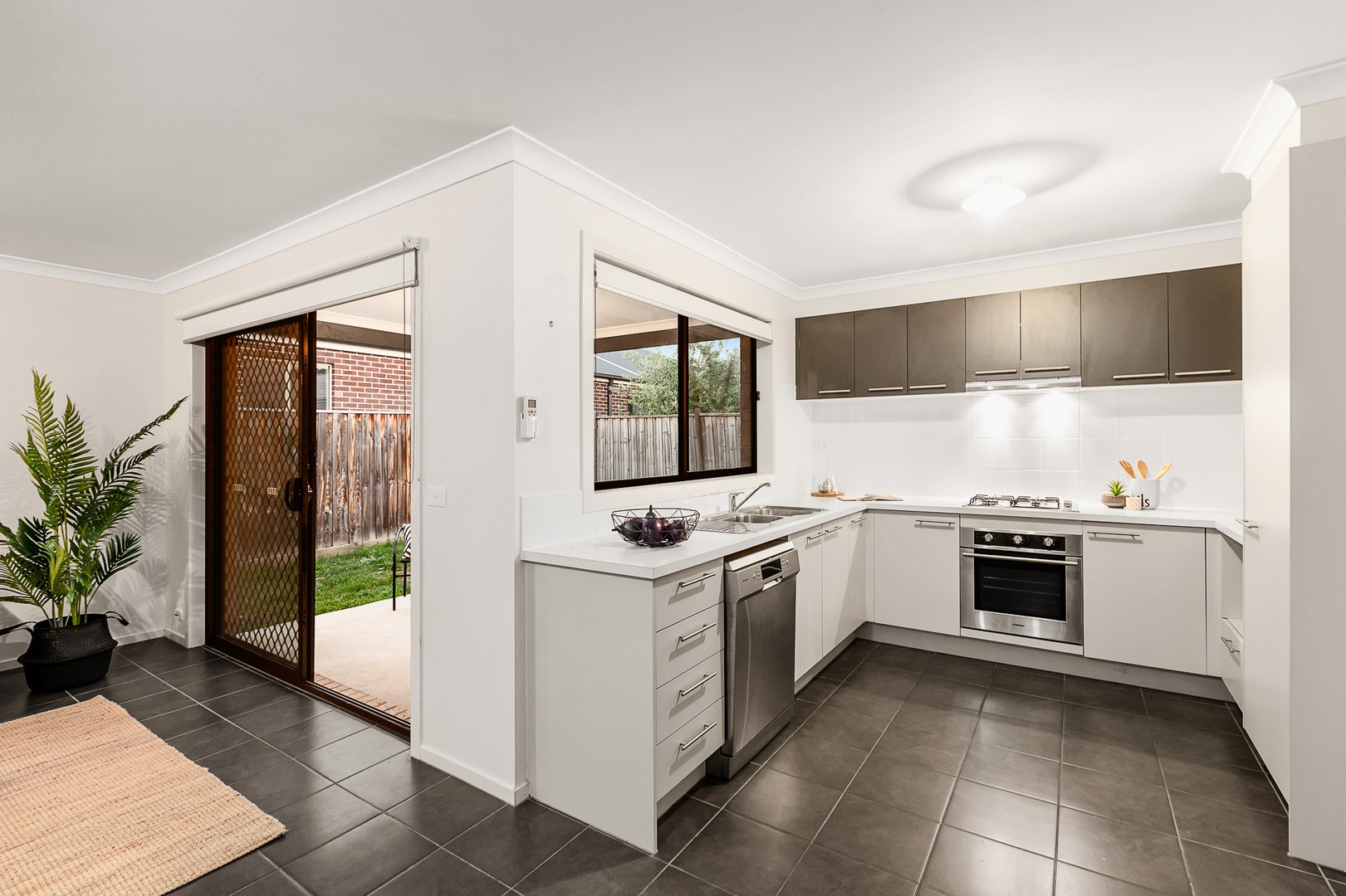 18 Wallaroo WayDoreen, VIC 3754, Doreen - Thumbnail 2