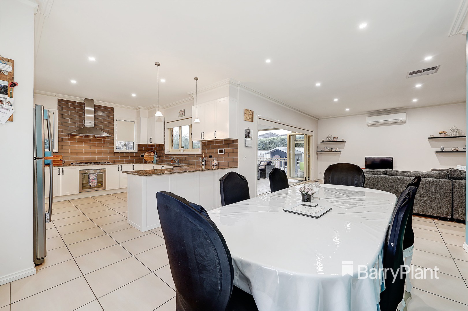 15 Stranraer CloseGreenvale, VIC 3059, Greenvale - Thumbnail 7