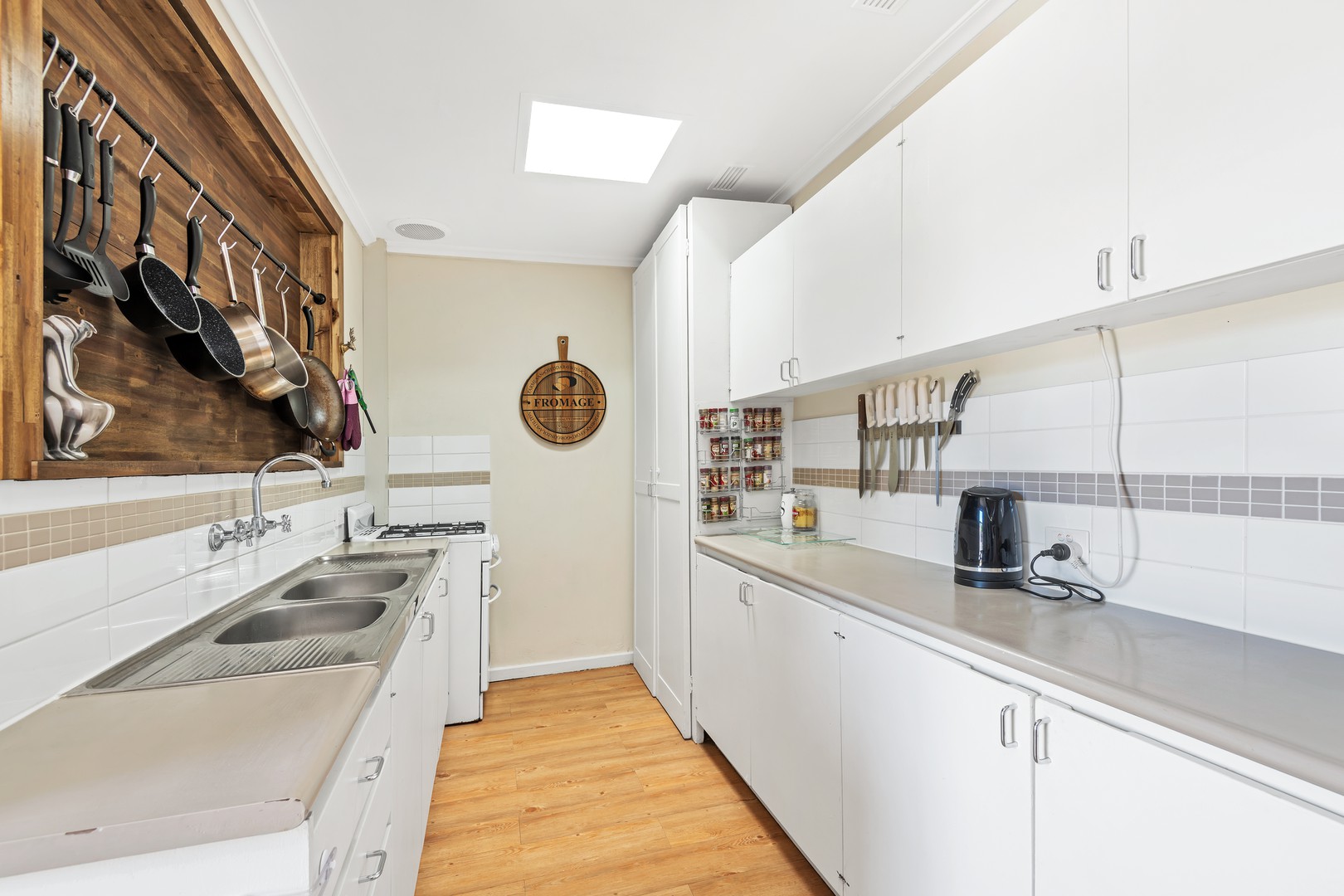 8 Sutcliffe CourtCorio, VIC 3214, Corio - Thumbnail 3