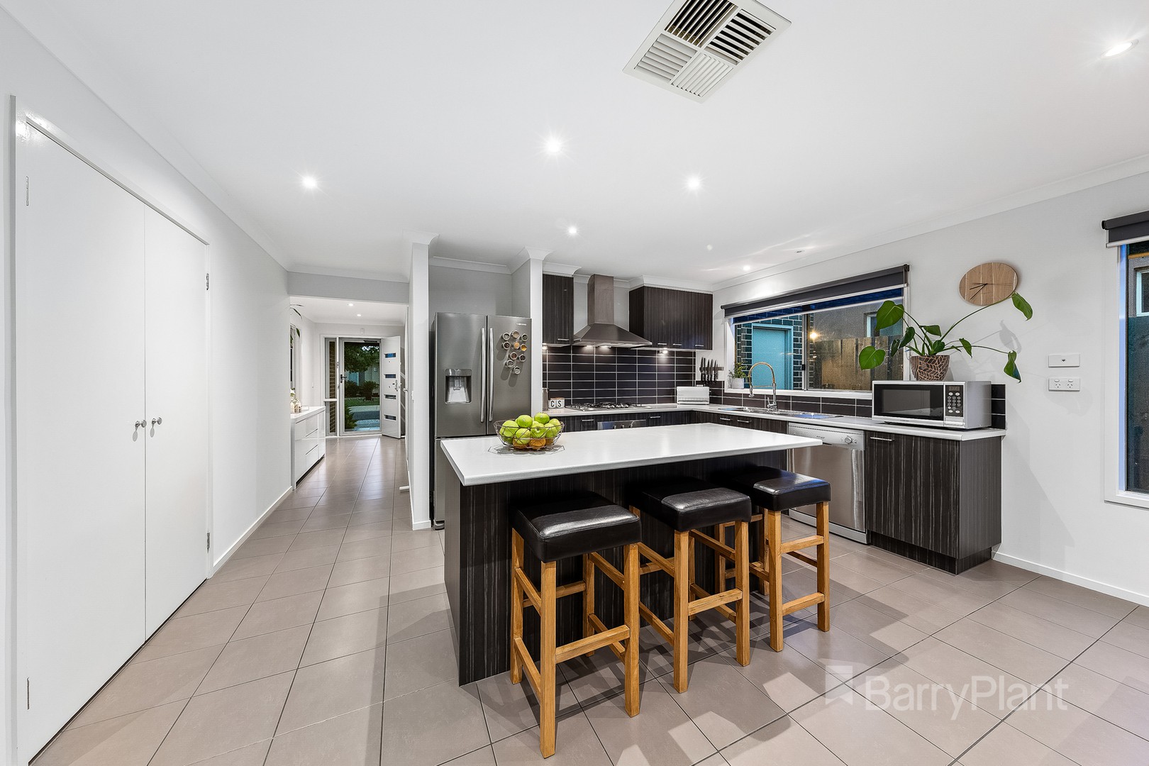 25 Synergy Court, Taylors Hill, VIC 3037, Taylors Hill - Thumbnail 3