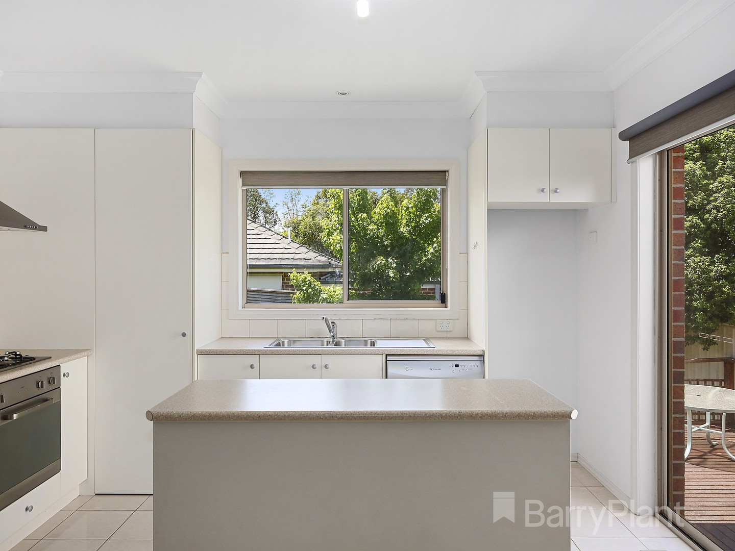 1 Bennison Street, Croydon, VIC 3136 - Thumbnail 2 - 11/01/2021