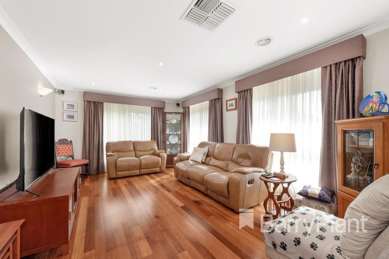 9 Royal PlaceSouth Morang, VIC 3752, South Morang - Thumbnail 2