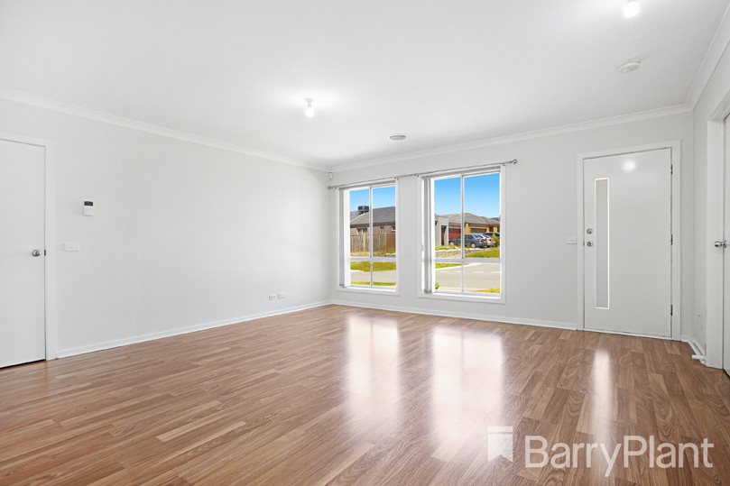 8 Taronga WaySouth Morang, VIC 3752, South Morang - Thumbnail 4