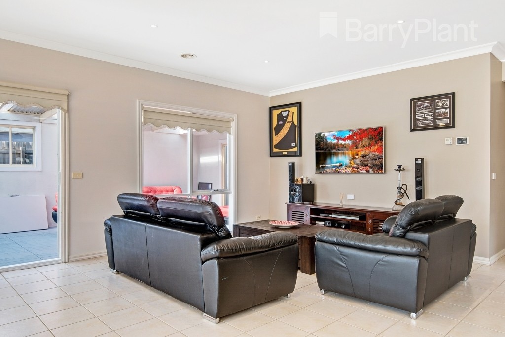 25 Whistler CrescentPoint Cook, VIC 3030, Point Cook - Thumbnail 4