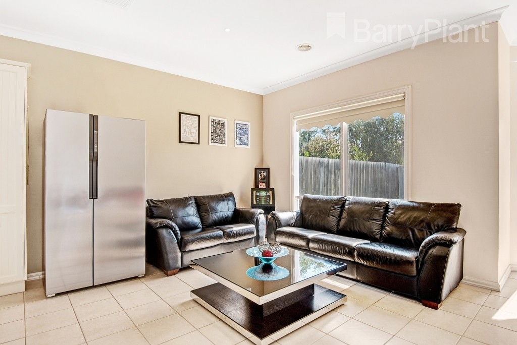 25 Whistler CrescentPoint Cook, VIC 3030, Point Cook - Thumbnail 5