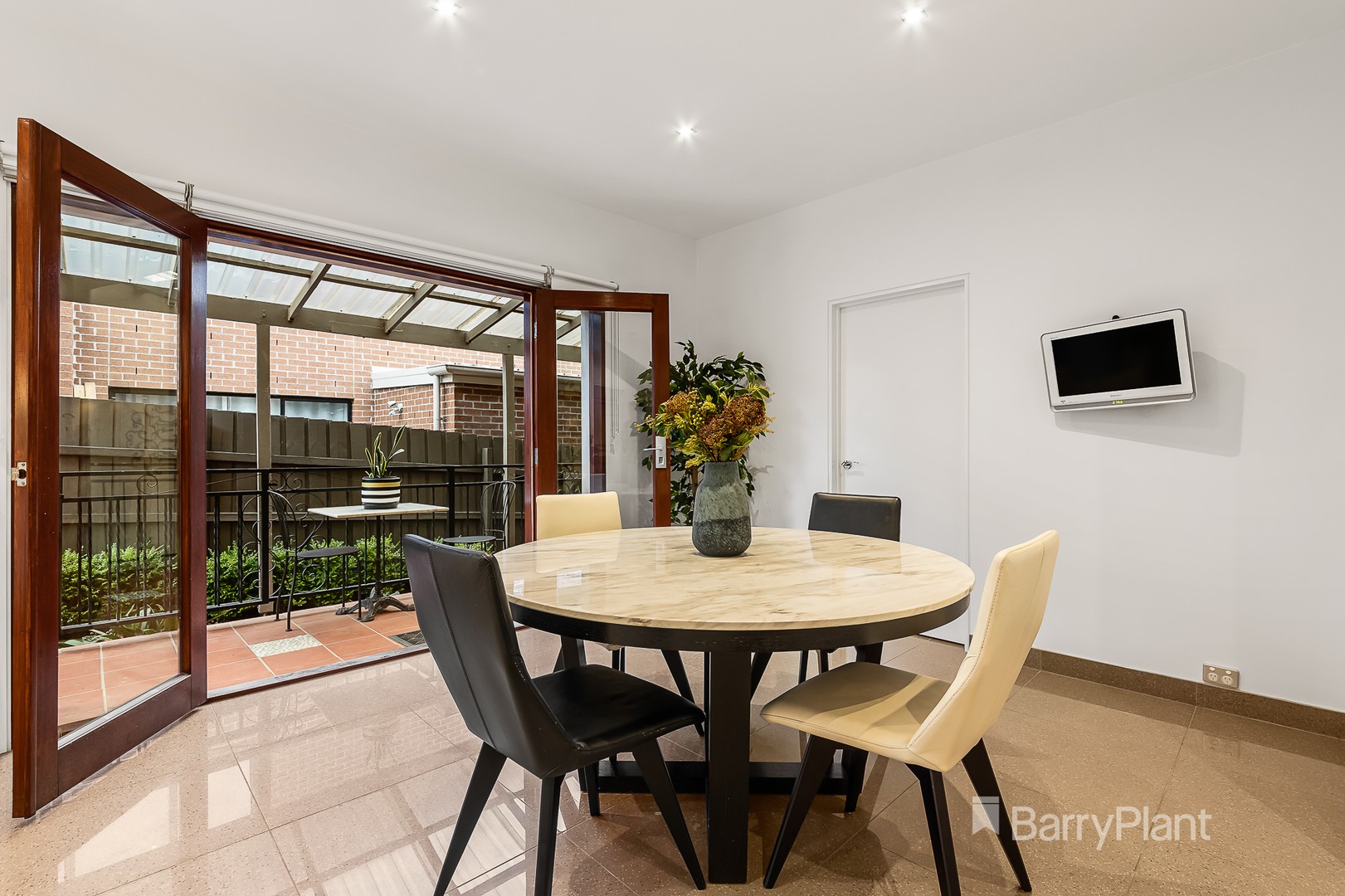4 Graeme Court, Bulleen, VIC 3105, Bulleen - Thumbnail 5