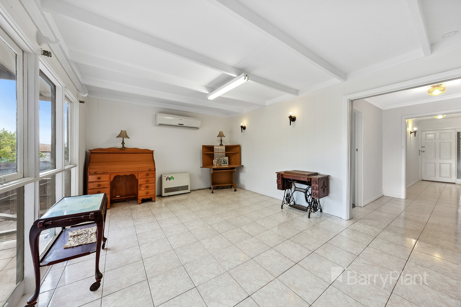 62 Avondale AvenueSt Albans, VIC 3021, St Albans - Thumbnail 5