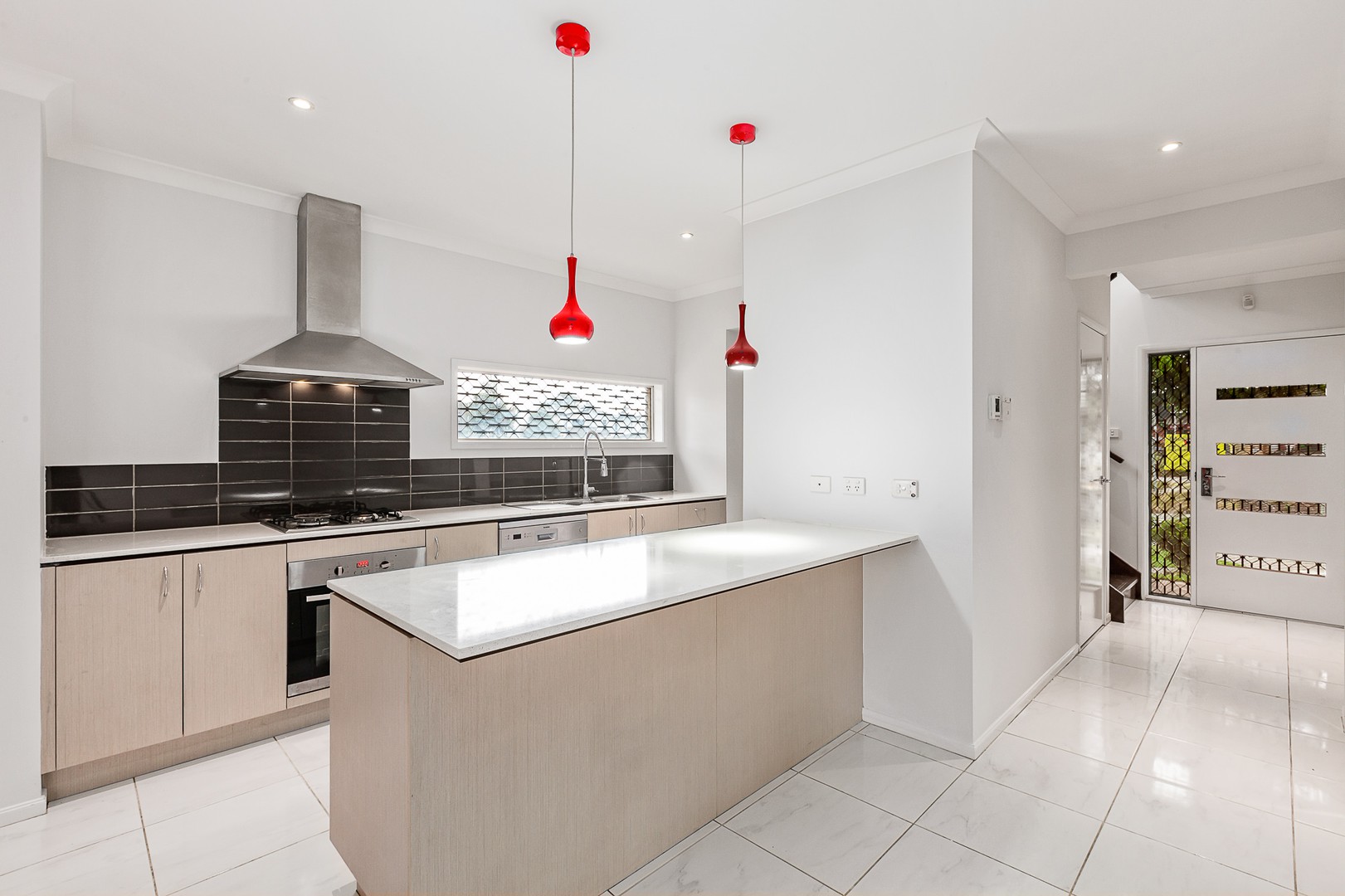 102 Elation Boulevard, Doreen, VIC 3754 - Thumbnail 2 - 18/01/2021