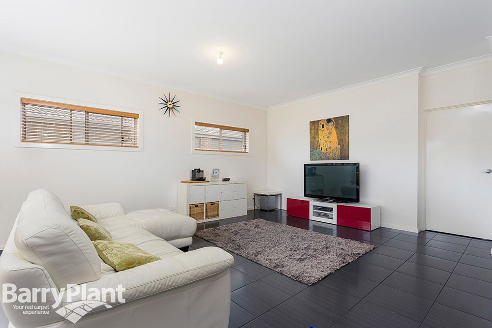 23 Tamborine AvenuePoint Cook, VIC 3030, Point Cook - Thumbnail 5