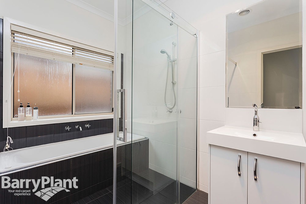 23 Tamborine AvenuePoint Cook, VIC 3030, Point Cook - Thumbnail 8