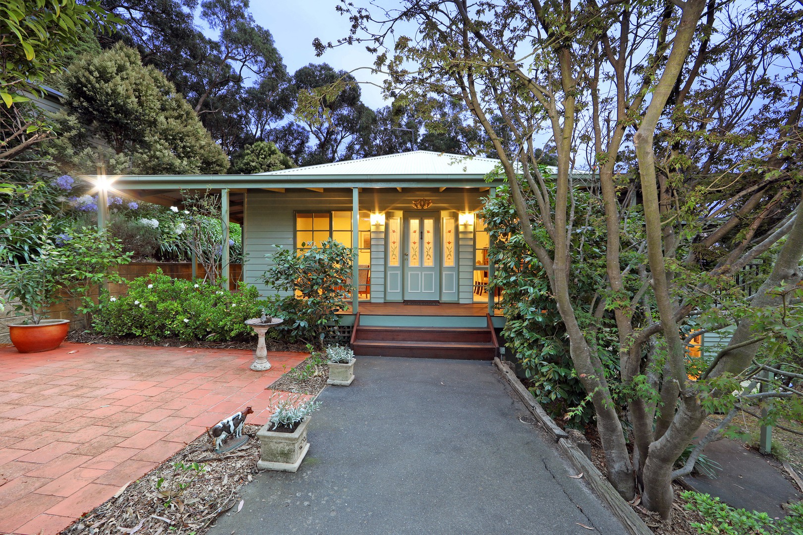 31 Fern Road, Upper Ferntree Gully, VIC 3156 - Thumbnail 2 - 13/01/2021