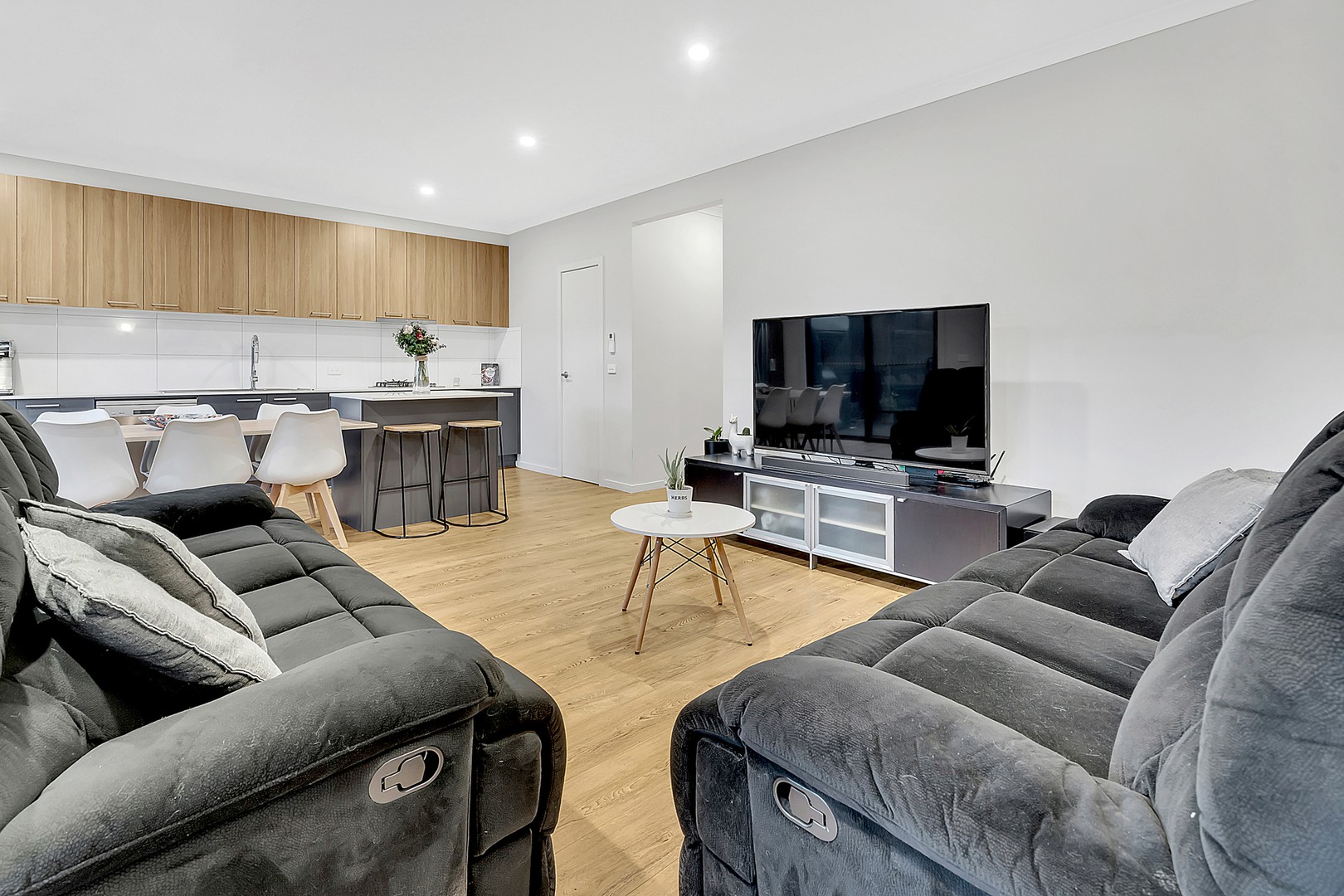 4/8-10 Fortitude DriveCraigieburn, VIC 3064, Craigieburn - Thumbnail 8