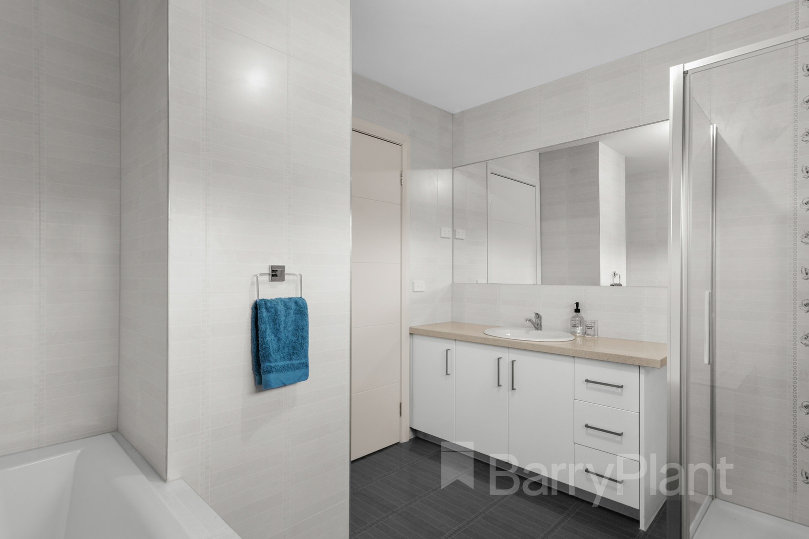 2/135 Berrabri DriveScoresby, VIC 3179, Scoresby - Thumbnail 8