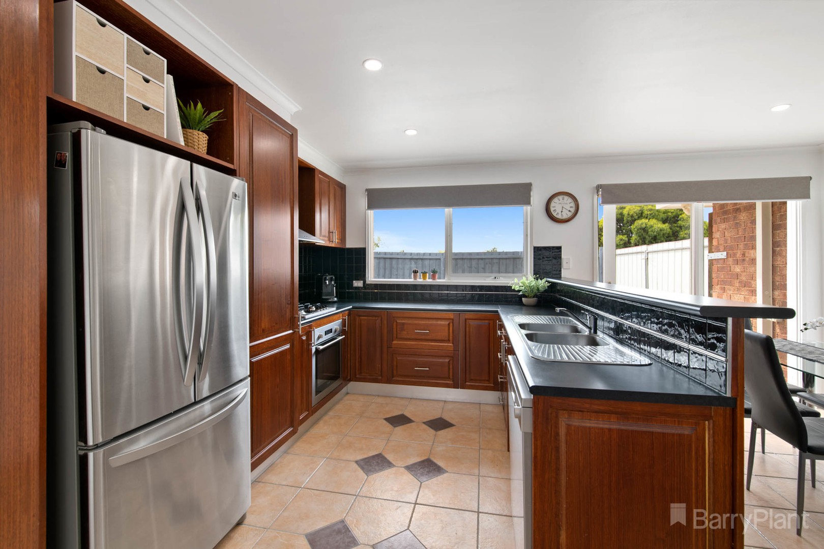 70 Barondi AvenueNarre Warren, VIC 3805, Narre Warren - Thumbnail 6