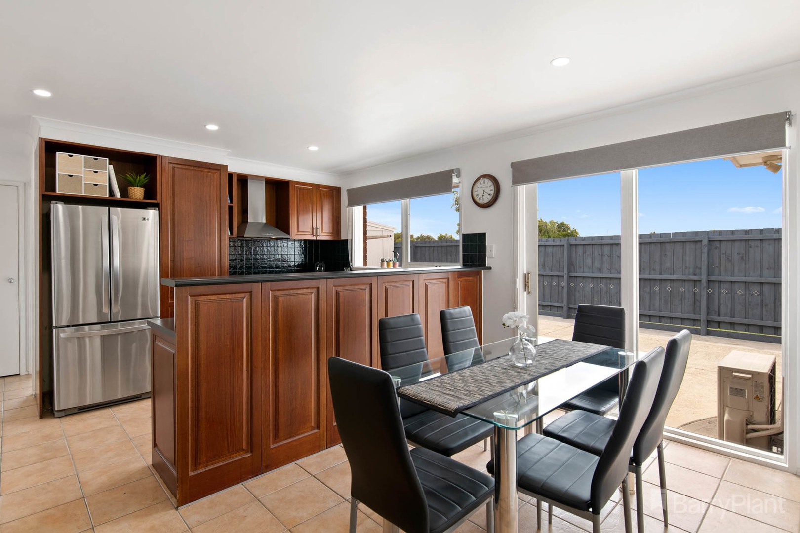 70 Barondi AvenueNarre Warren, VIC 3805, Narre Warren - Thumbnail 7