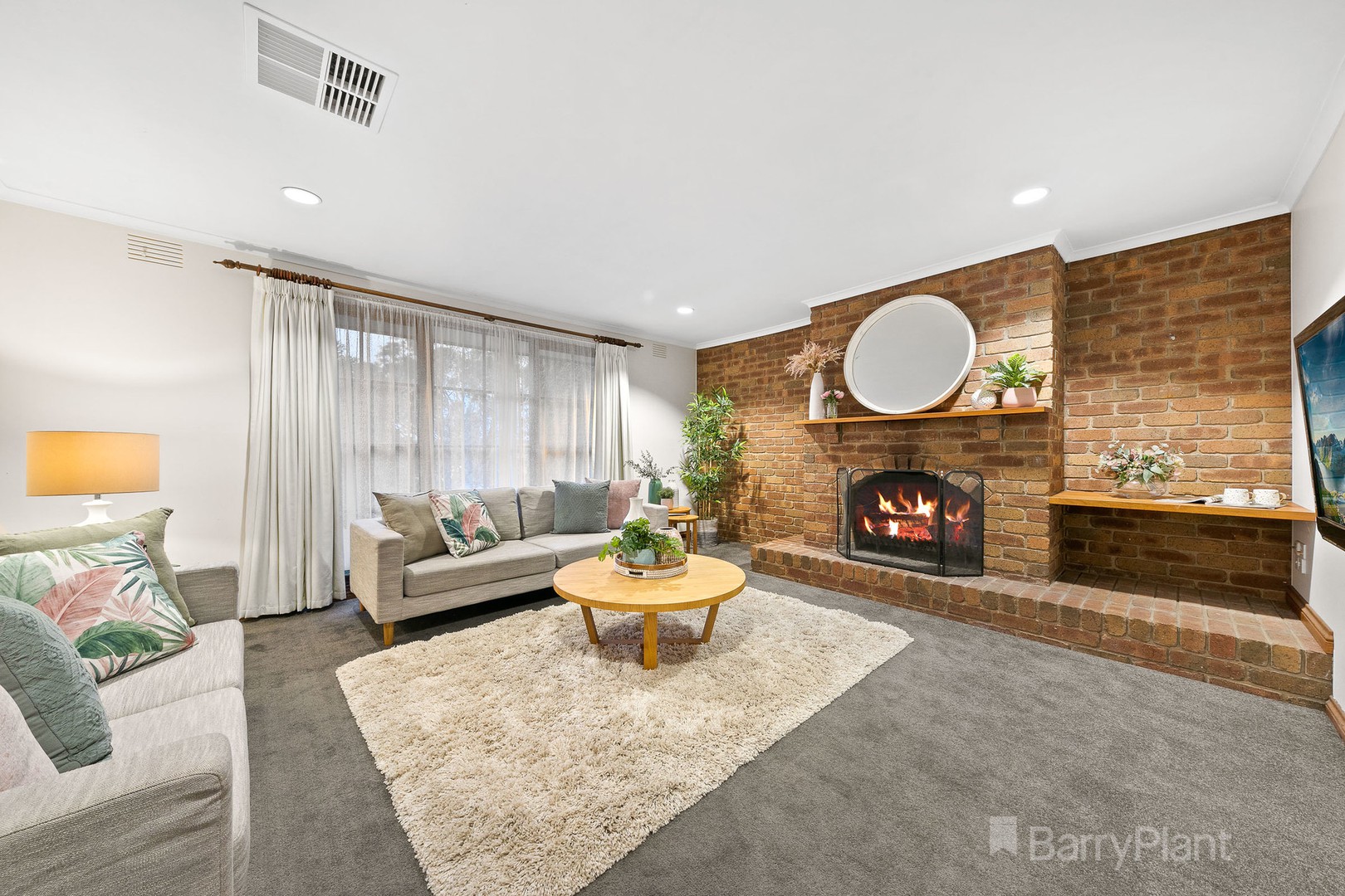 8 Martin PlacePakenham, VIC 3810, Pakenham - Thumbnail 2