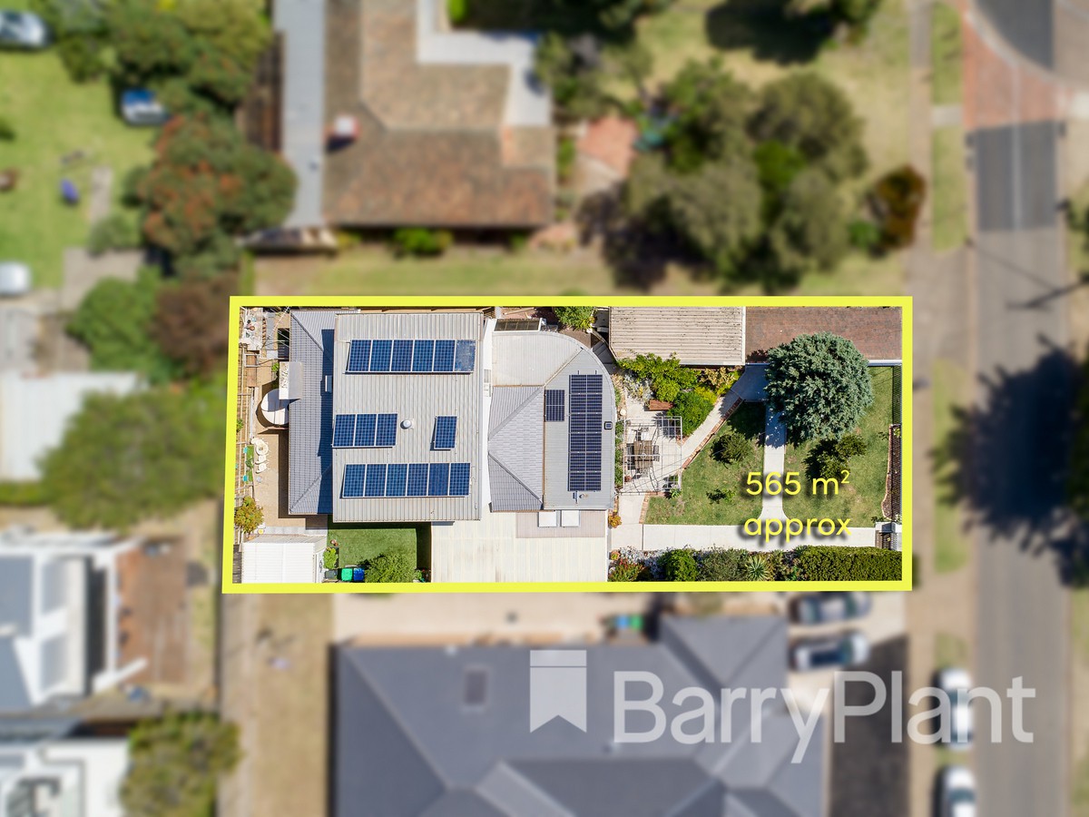 34 Ninth Avenue, Rosebud, VIC 3939 - Thumbnail 2 - 14/01/2021