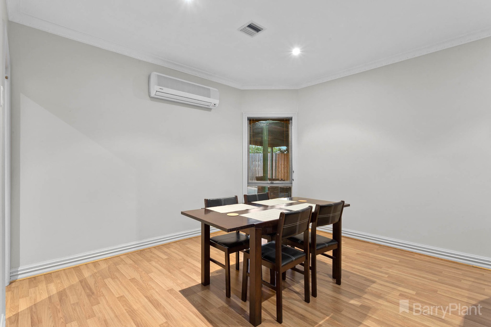11 London CrescentNarre Warren, VIC 3805, Narre Warren - Thumbnail 3