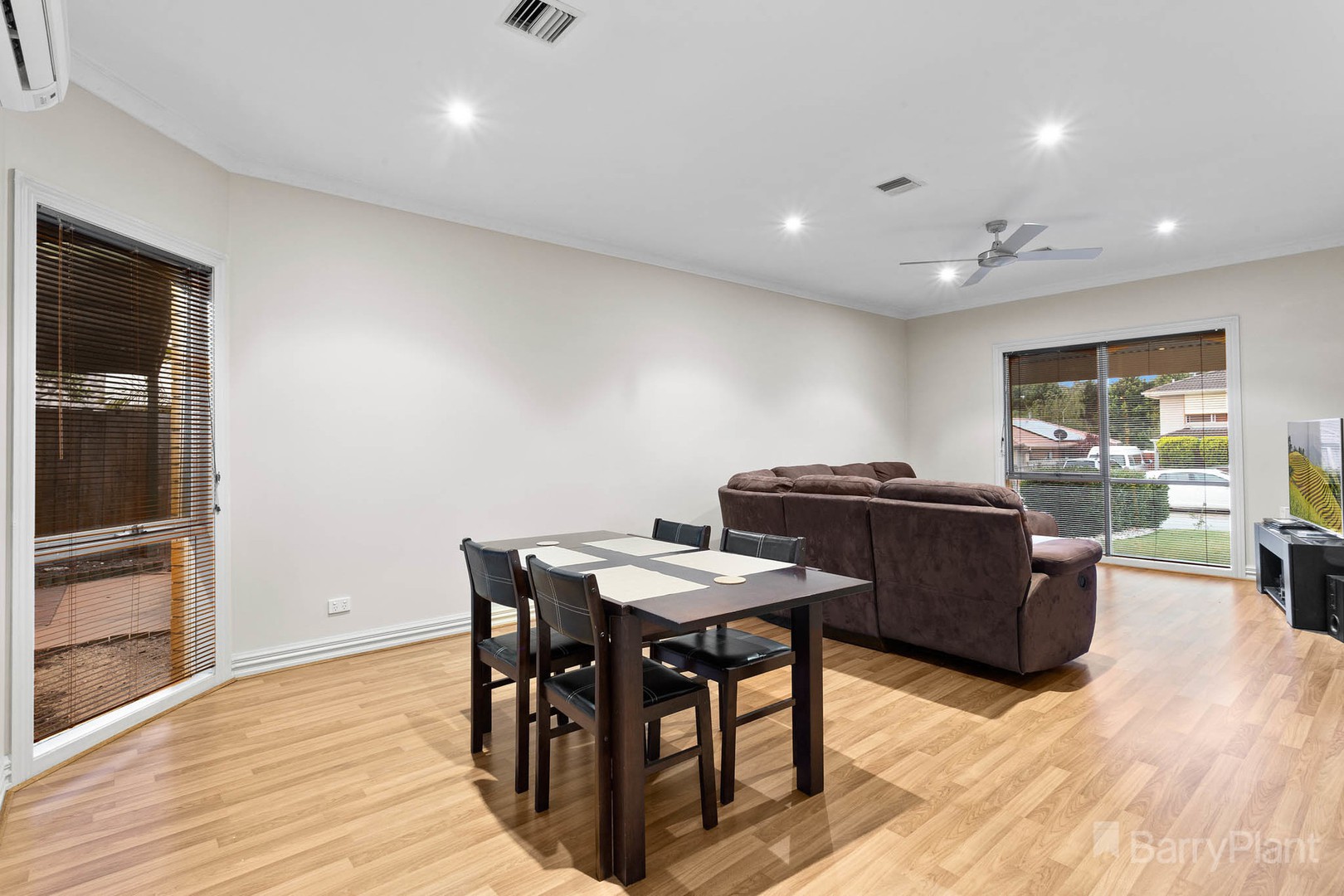 11 London CrescentNarre Warren, VIC 3805, Narre Warren - Thumbnail 4