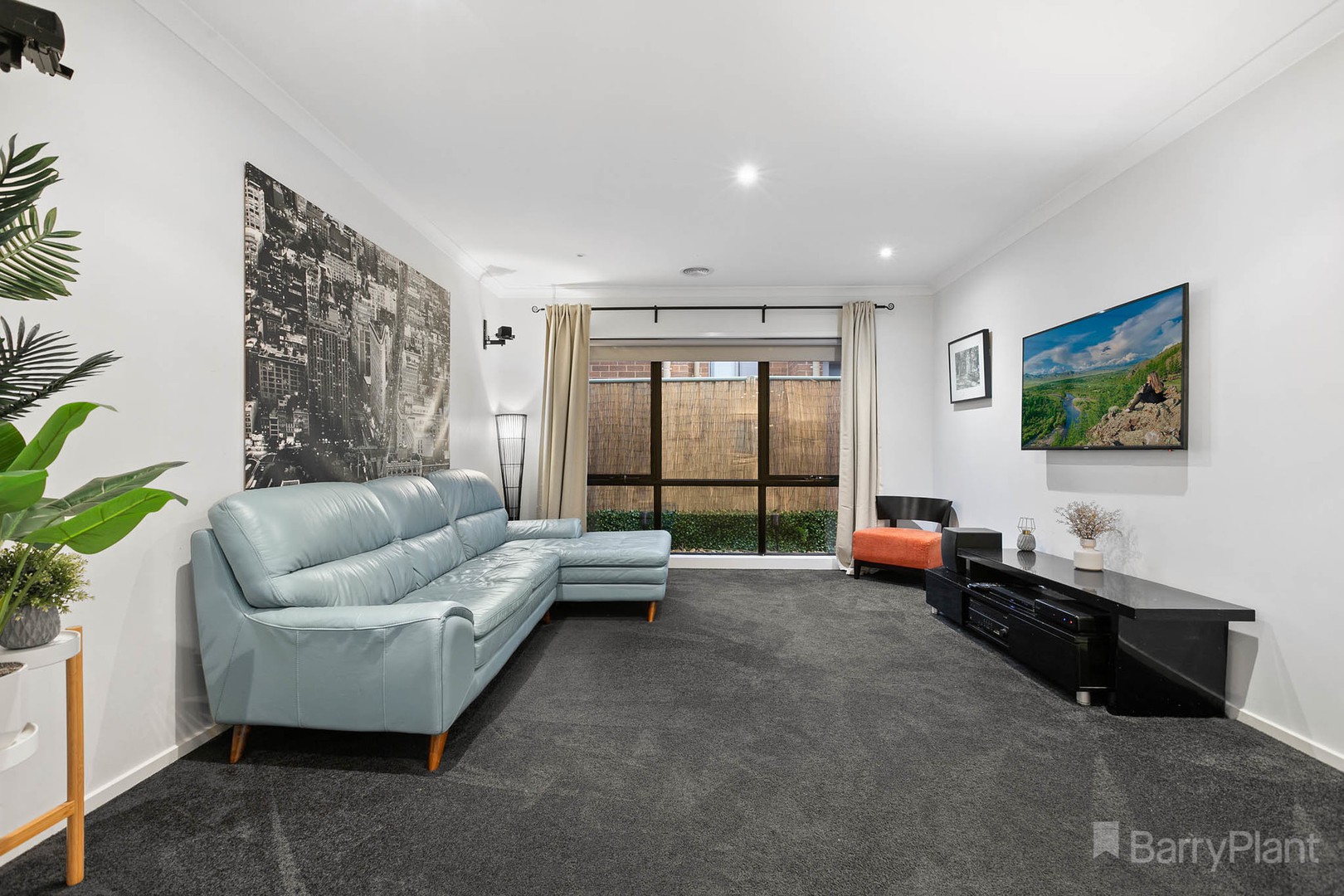 88 Dusseldorp AvenuePakenham, VIC 3810, Pakenham - Thumbnail 4