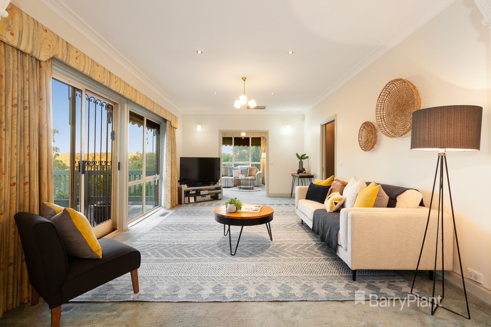 38 Porter Street, Eltham, VIC 3095, Eltham - Thumbnail 2