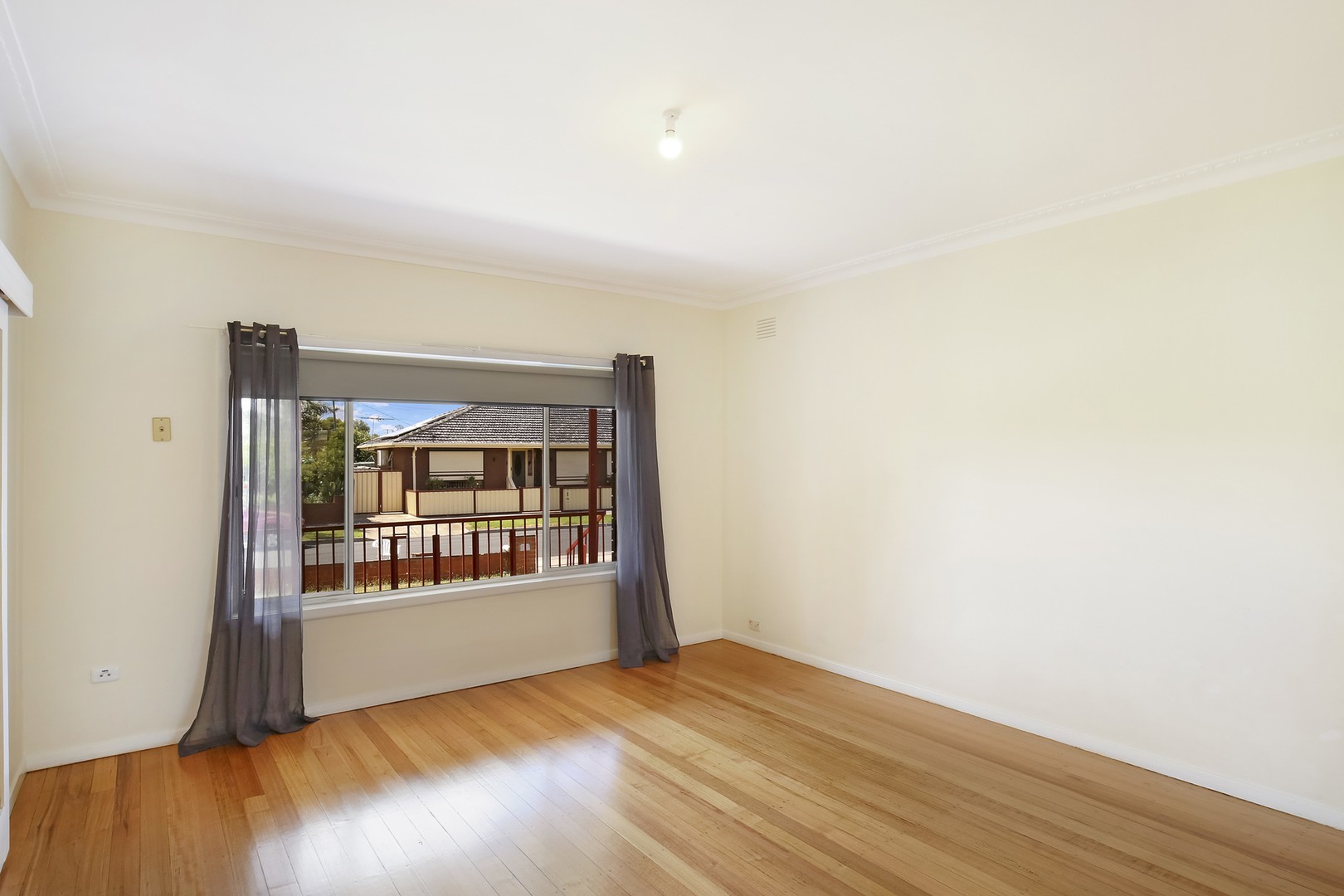 41 Deakin AvenueLalor, VIC 3075, Lalor - Thumbnail 2