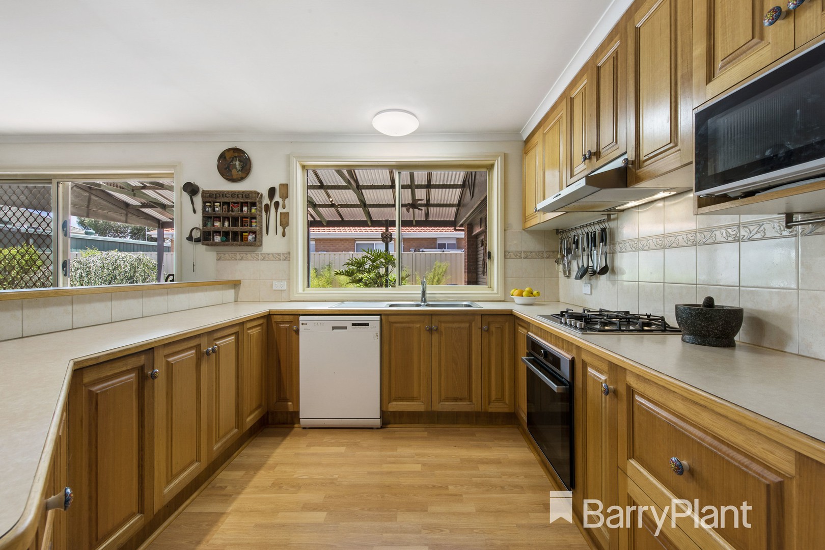 35 Fleetwood CircuitMelton West, VIC 3337, Melton West - Thumbnail 5