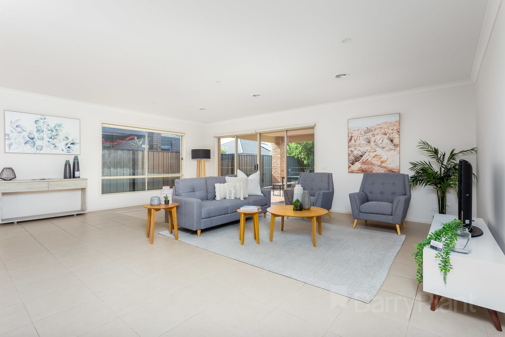60 Brownlow DrivePoint Cook, VIC 3030, Point Cook - Thumbnail 3