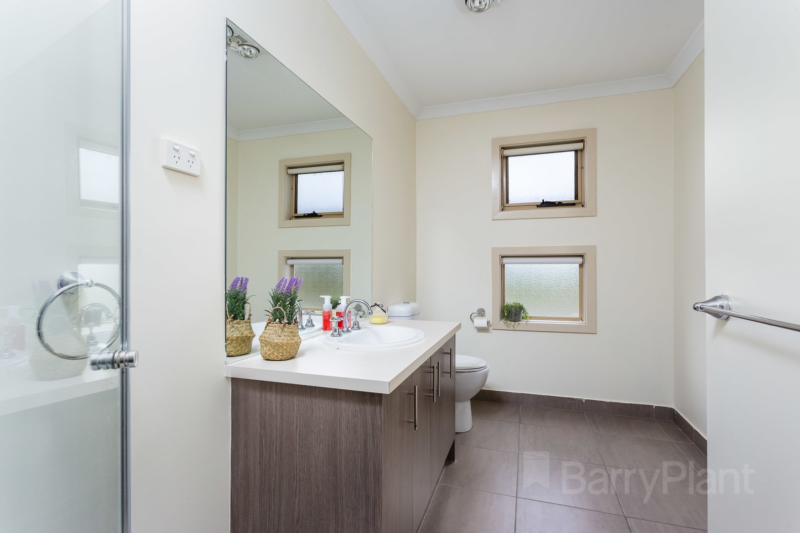 28 Featherbrook DrivePoint Cook, VIC 3030, Point Cook - Thumbnail 3