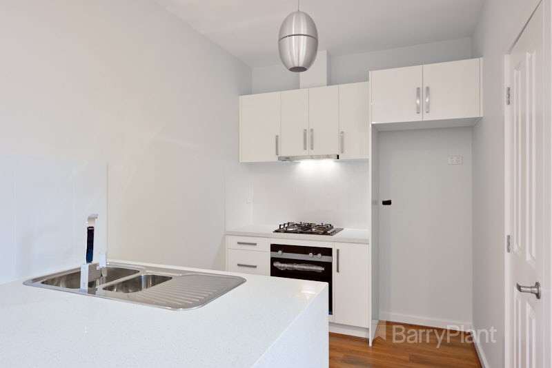 2/21 Gatcum CourtNoble Park, VIC 3174, Noble Park - Thumbnail 2