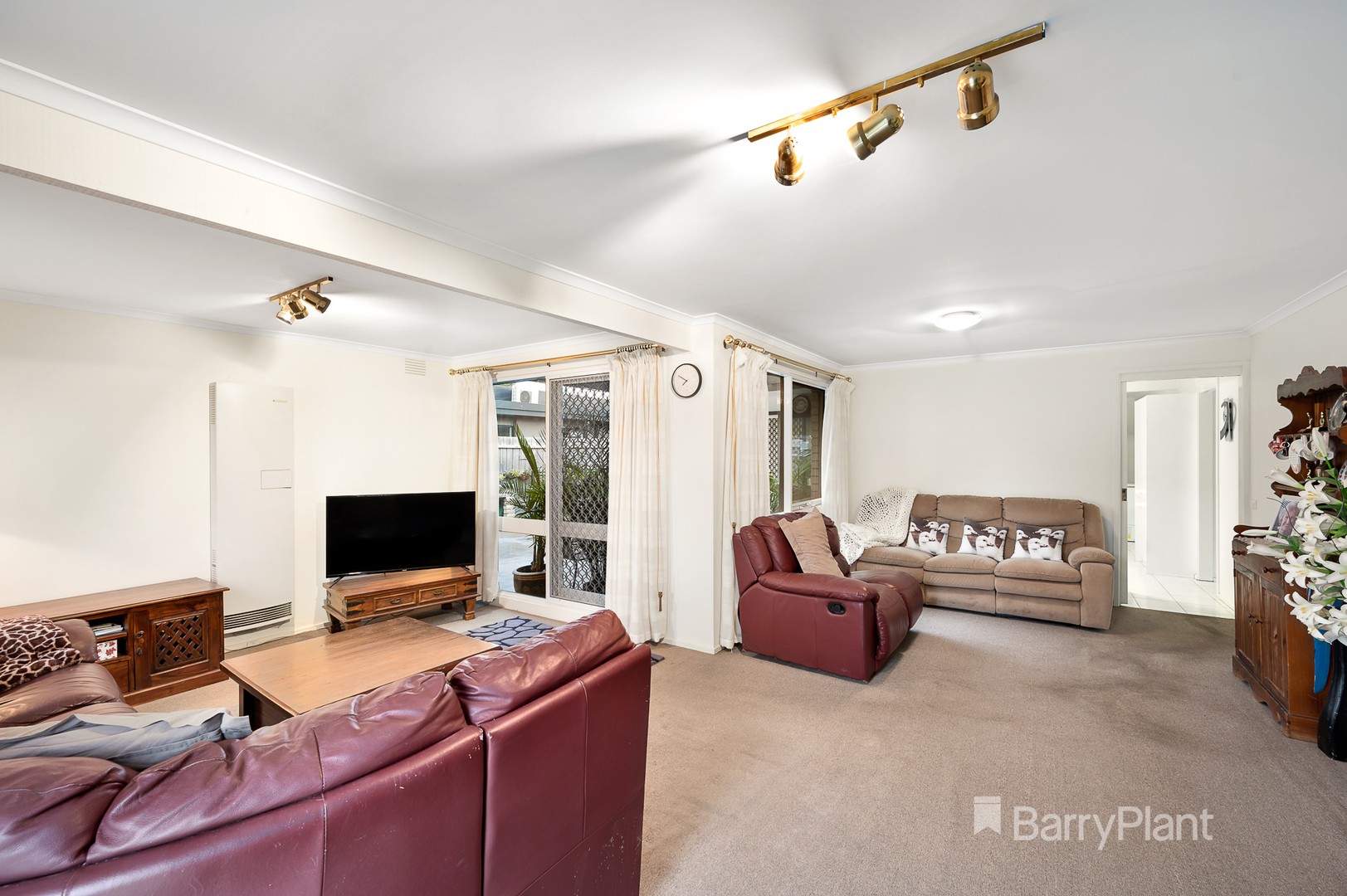 49 Larnook CrescentAspendale, VIC 3195, Aspendale - Thumbnail 2