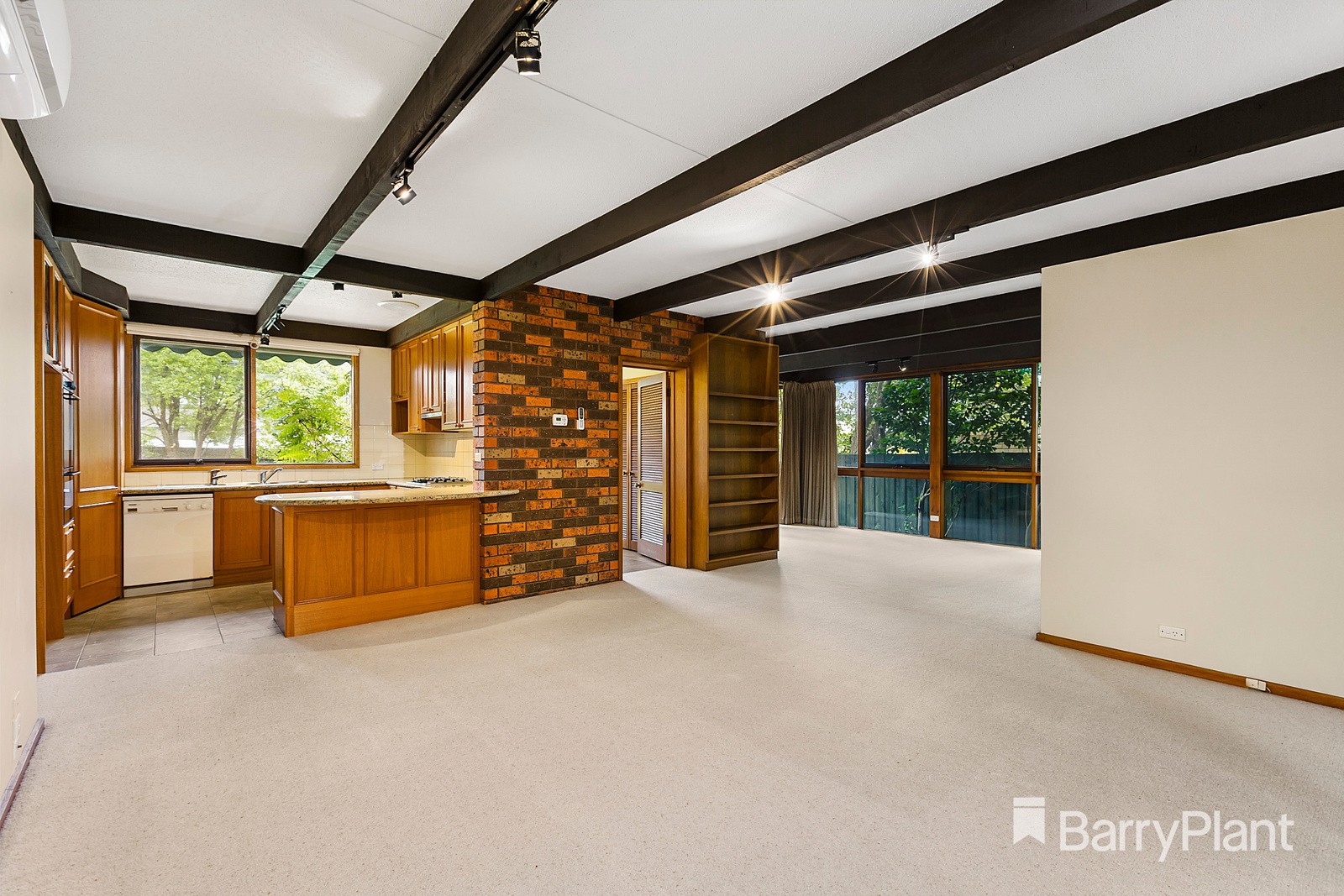 29 Alimar RoadGlen Waverley, VIC 3150, Glen Waverley - Thumbnail 2