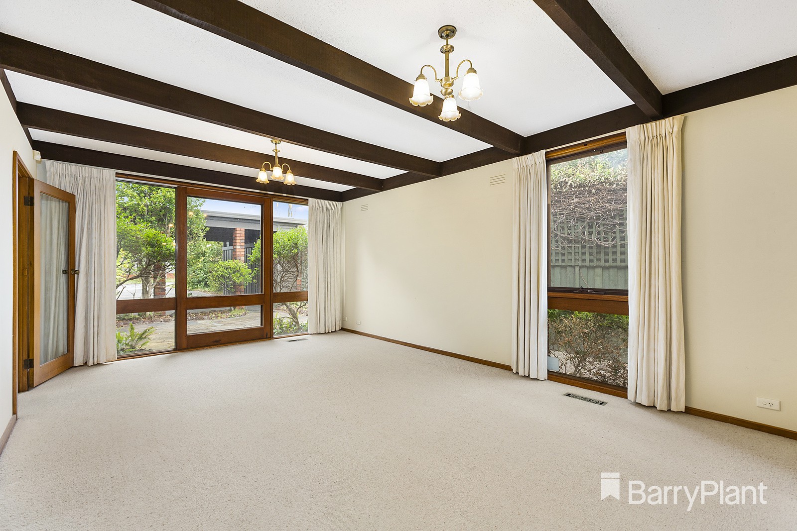 29 Alimar RoadGlen Waverley, VIC 3150, Glen Waverley - Thumbnail 3