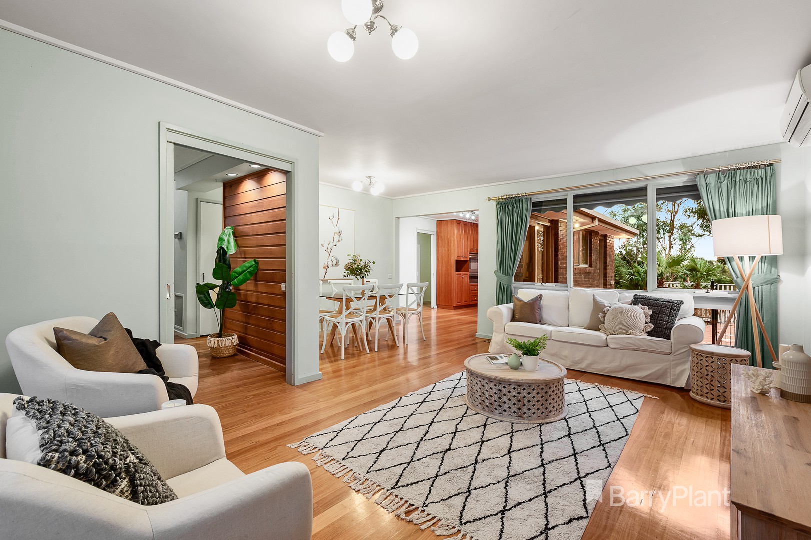 10 Heacham Road, Eltham North, VIC 3095, Eltham North - Thumbnail 4